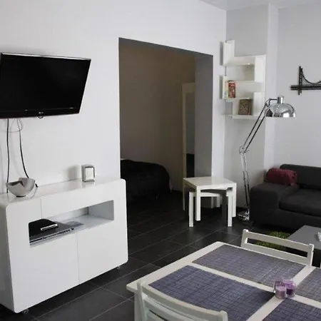 Les Confidences Apartment